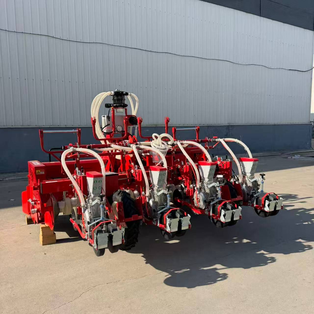 Engineering Excellence in Modern Seeding Equipment - Onion Seeder ...